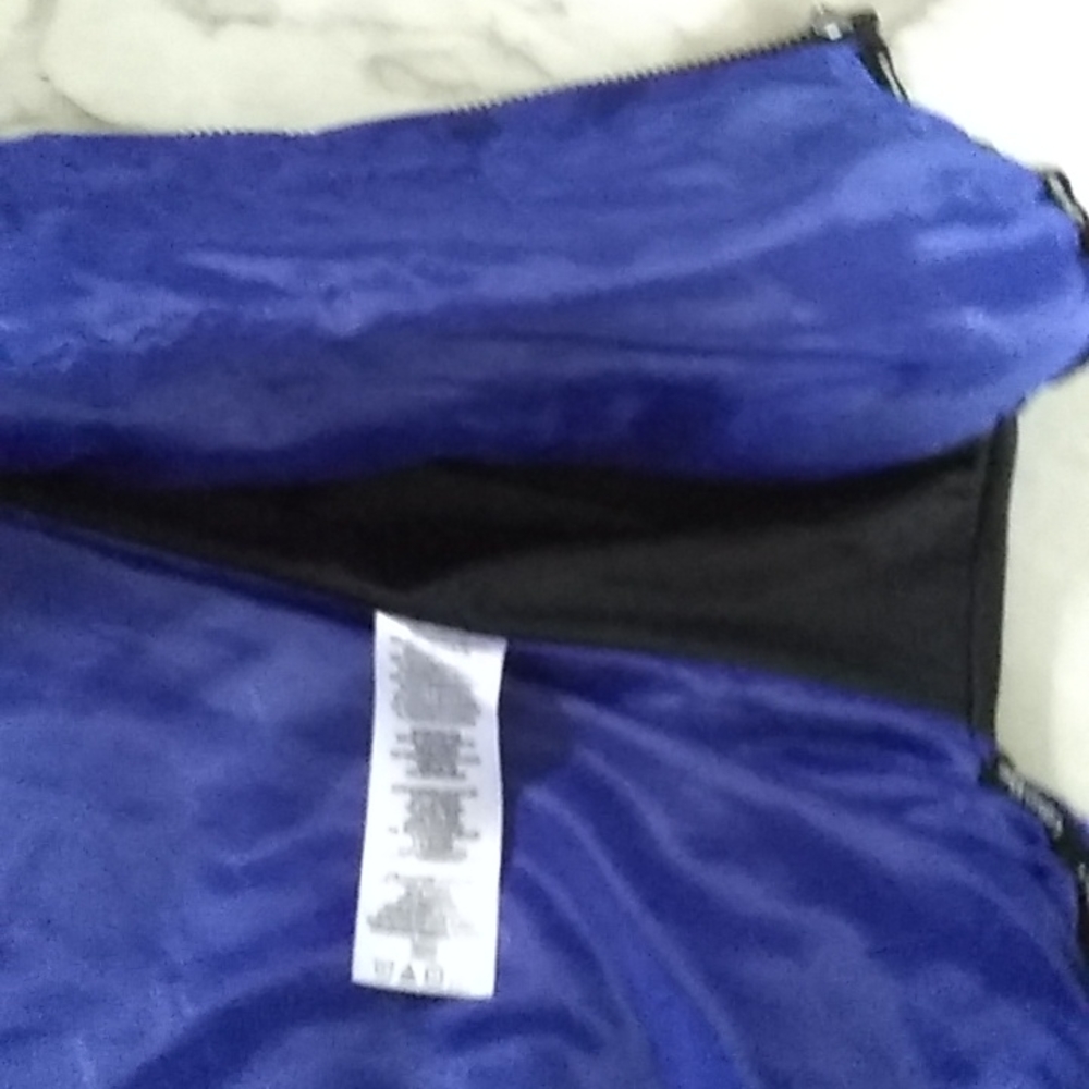 Calvin Klein Performance puffer vest. - Picture 5 of 13